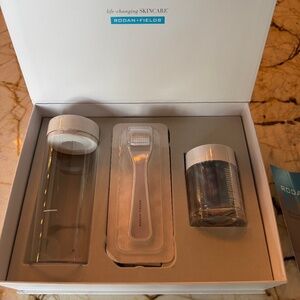 Rodan + Fields AMP MD SYSTEM-NIB